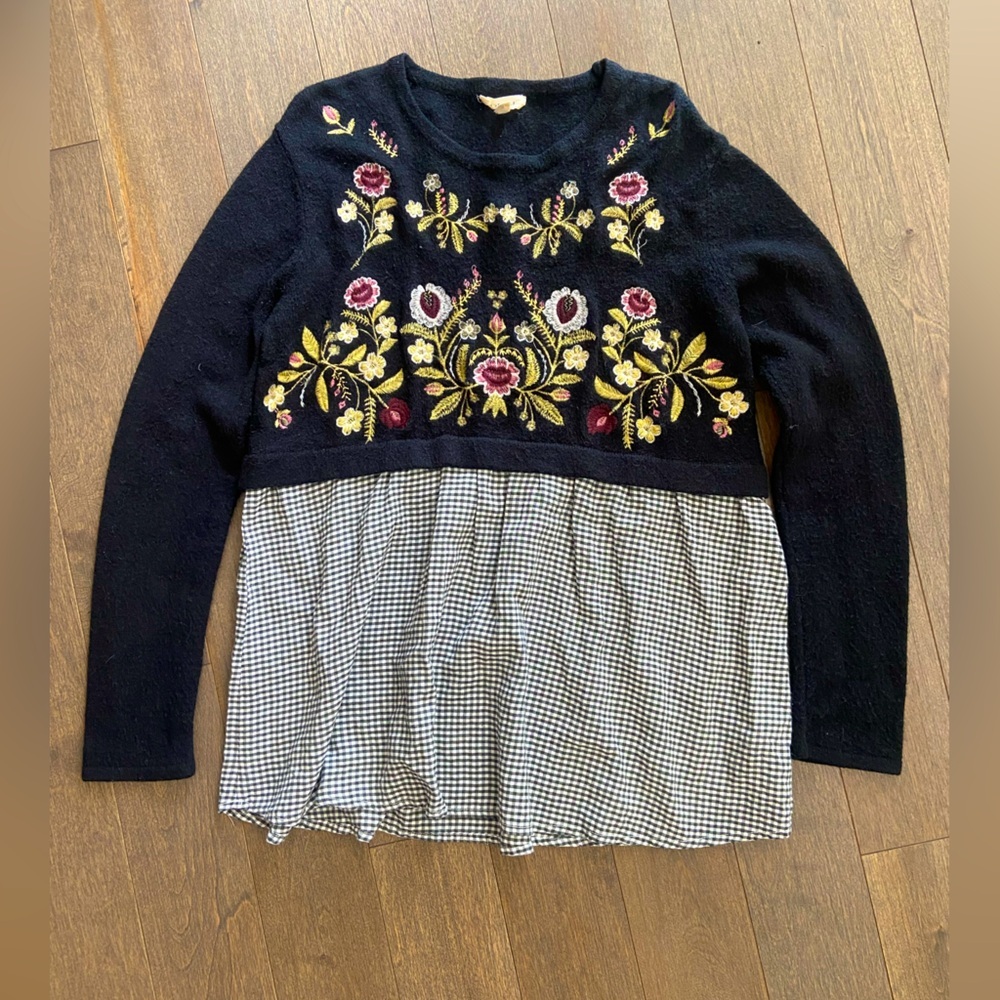 ❤️4 for $25❤️ GILLI tops size small‎